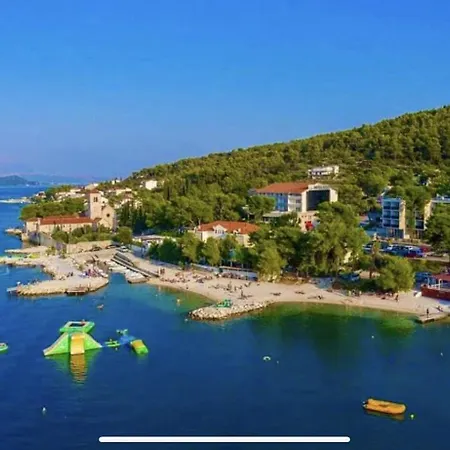 Apartman Apartamentcro *